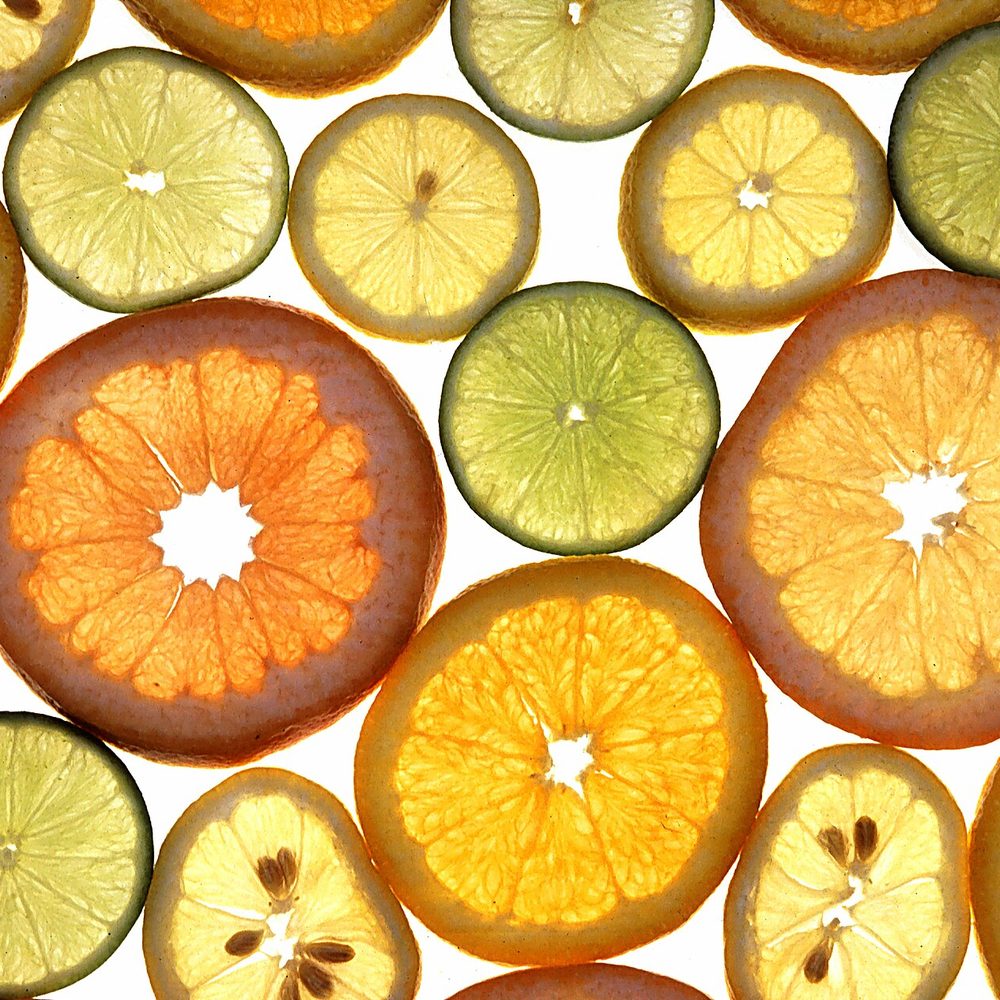 Citrus fruit slices, a natural source of Vitamin C
